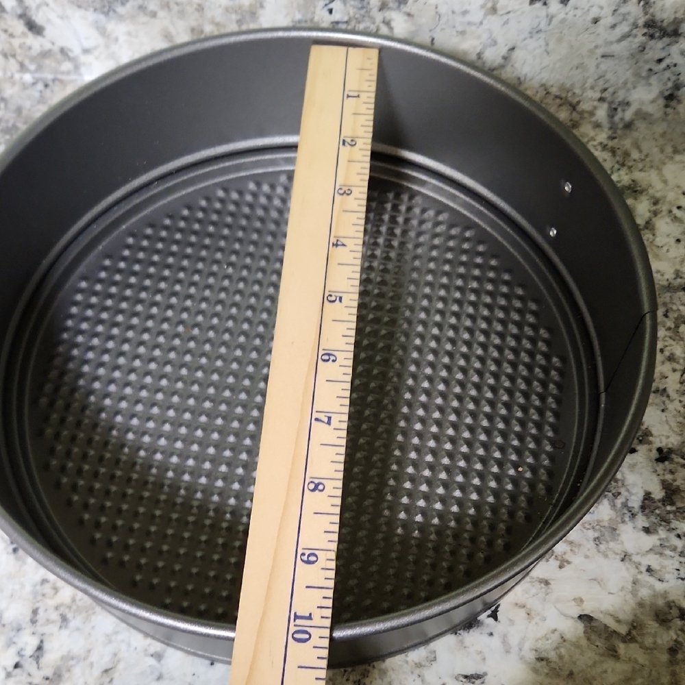 Final Price/Non-Stick Springform Cake Pan Set - Gray - Picture 5 of 7